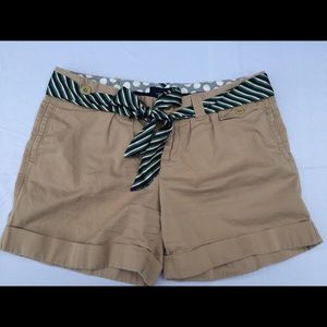 American Eagle outfitters tan shorts, with belt
